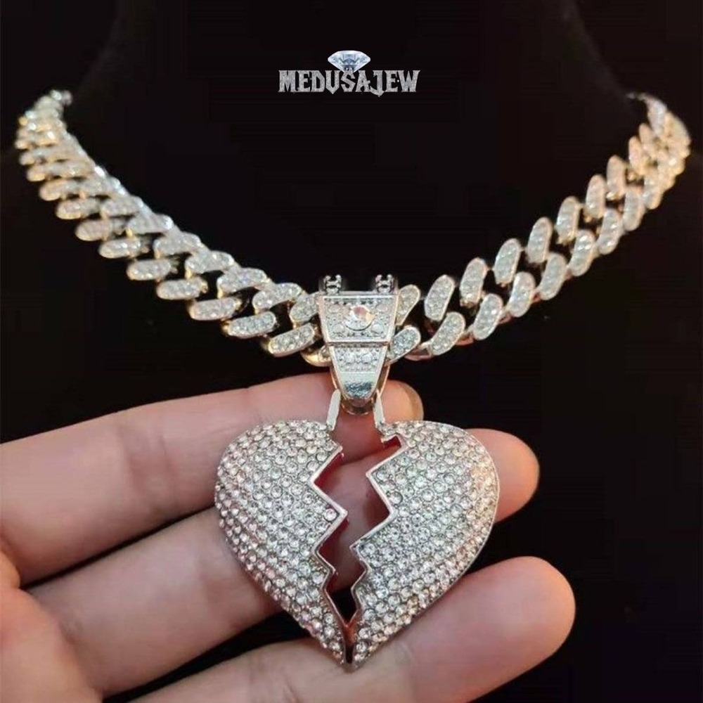 Chic Chain & Broken Heart